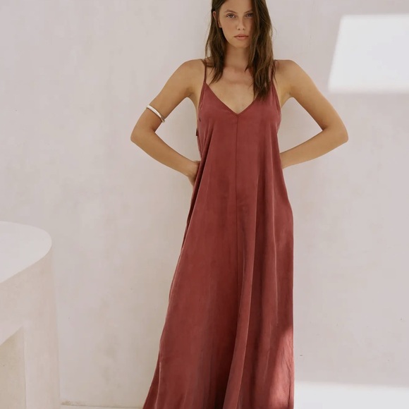 Elegant Rust Slip Dress - Picture 2 of 2